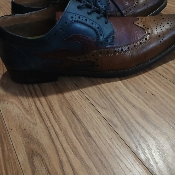 Florsheim Wingtip Oxfords - Picture 3 of 3
